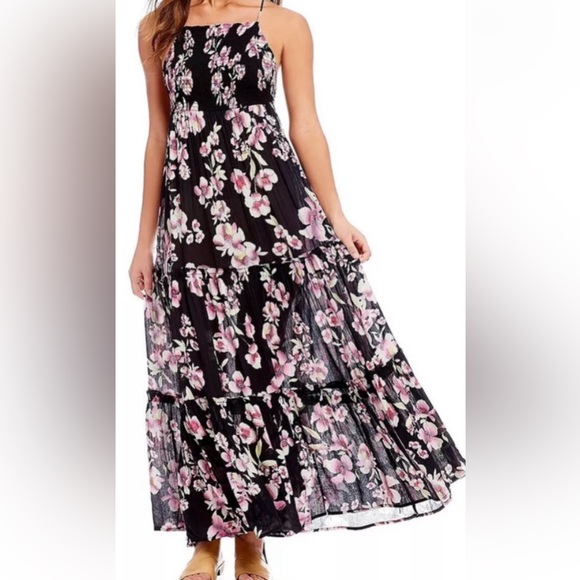 Free People Dresses & Skirts - Free People Black and Pink Floral Maxi Dress